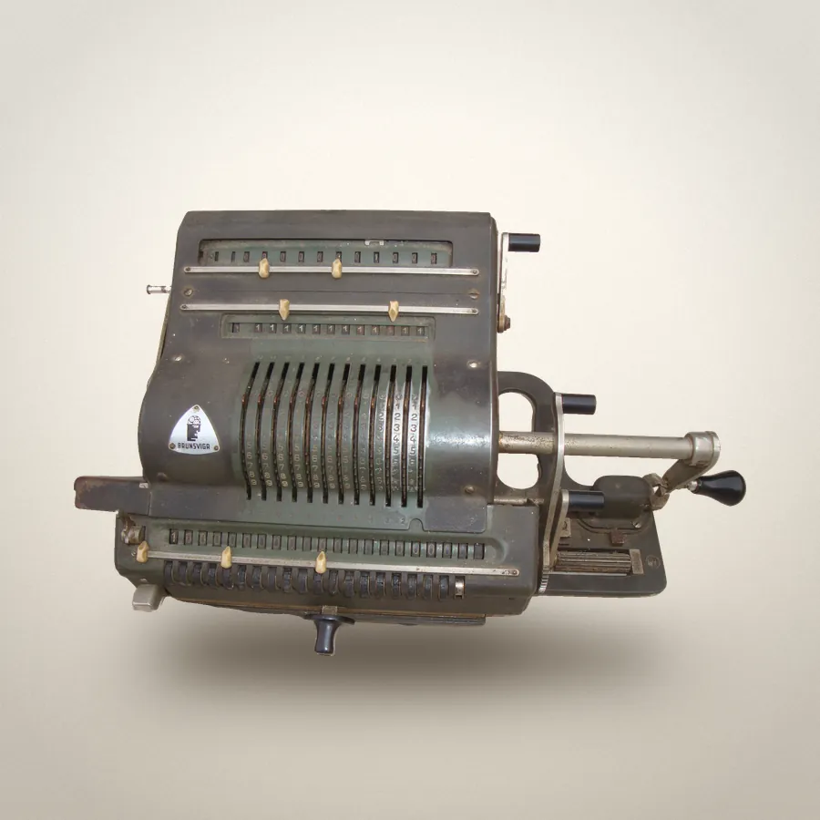 Machine à calculer Brunsviga, 1935