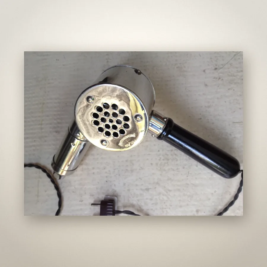 Sèche-cheveux 110 volts, 1930
