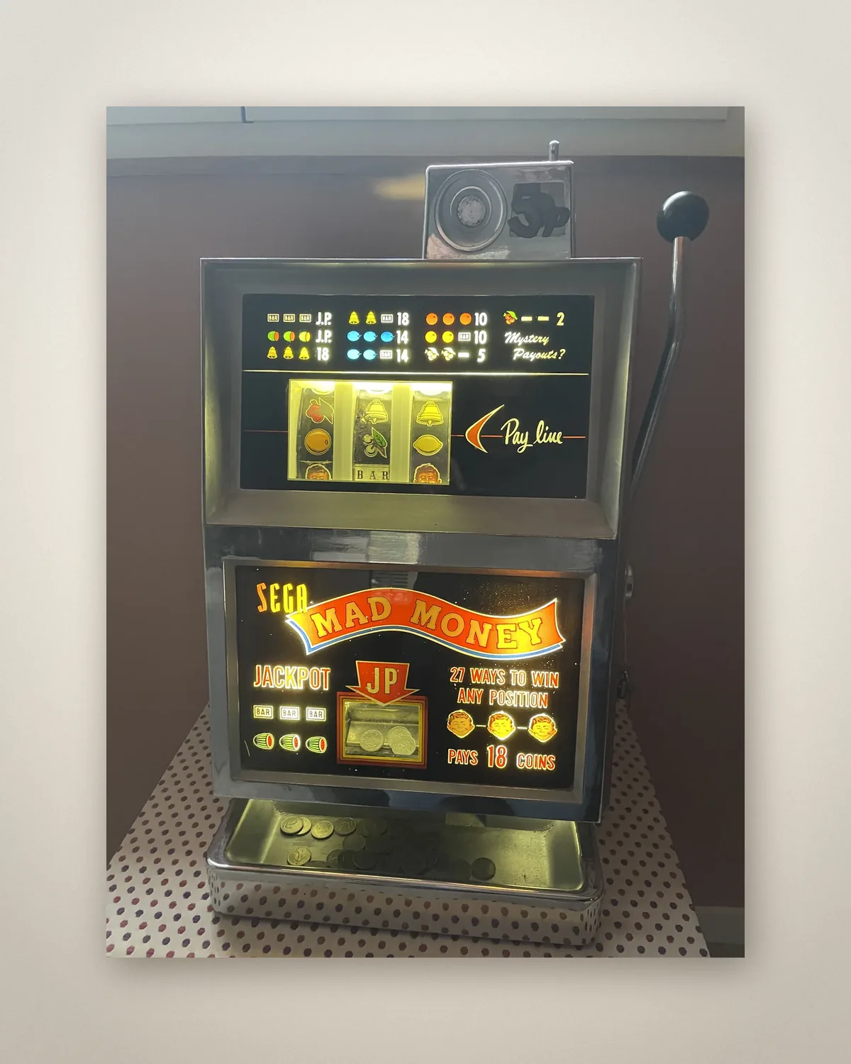 Machine à sous Sega « Mad Money », vue studio
