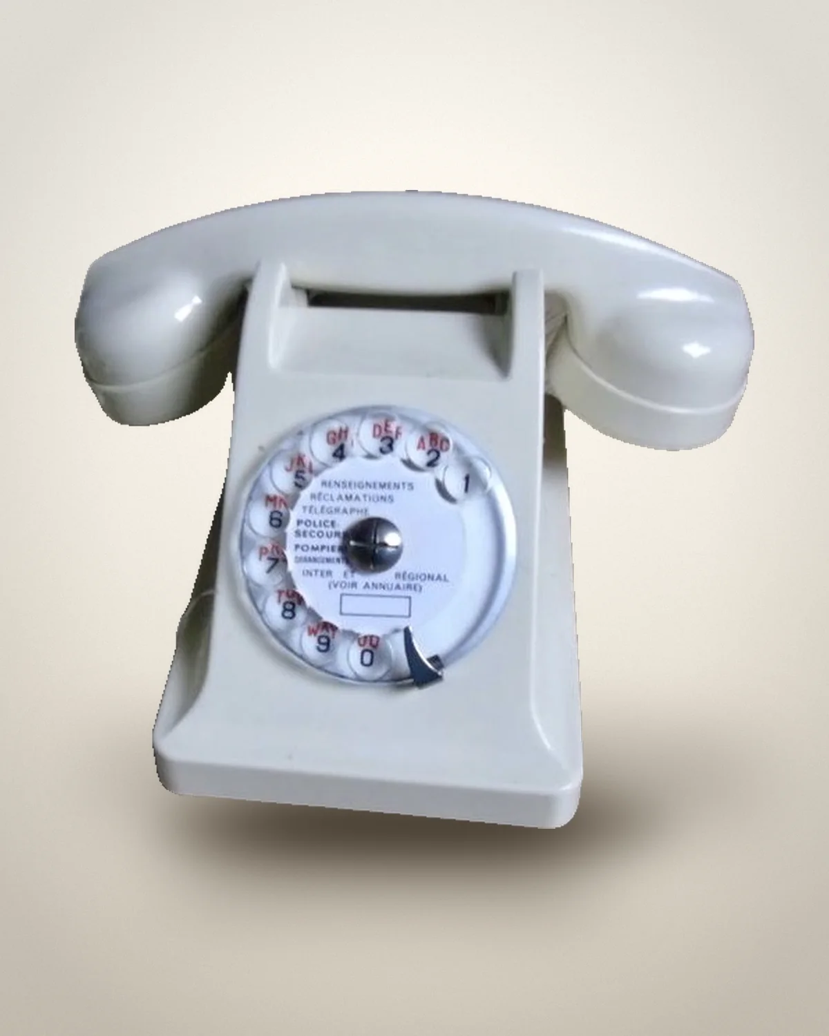 Téléphone U43 ivoire en bakélite, vue studio