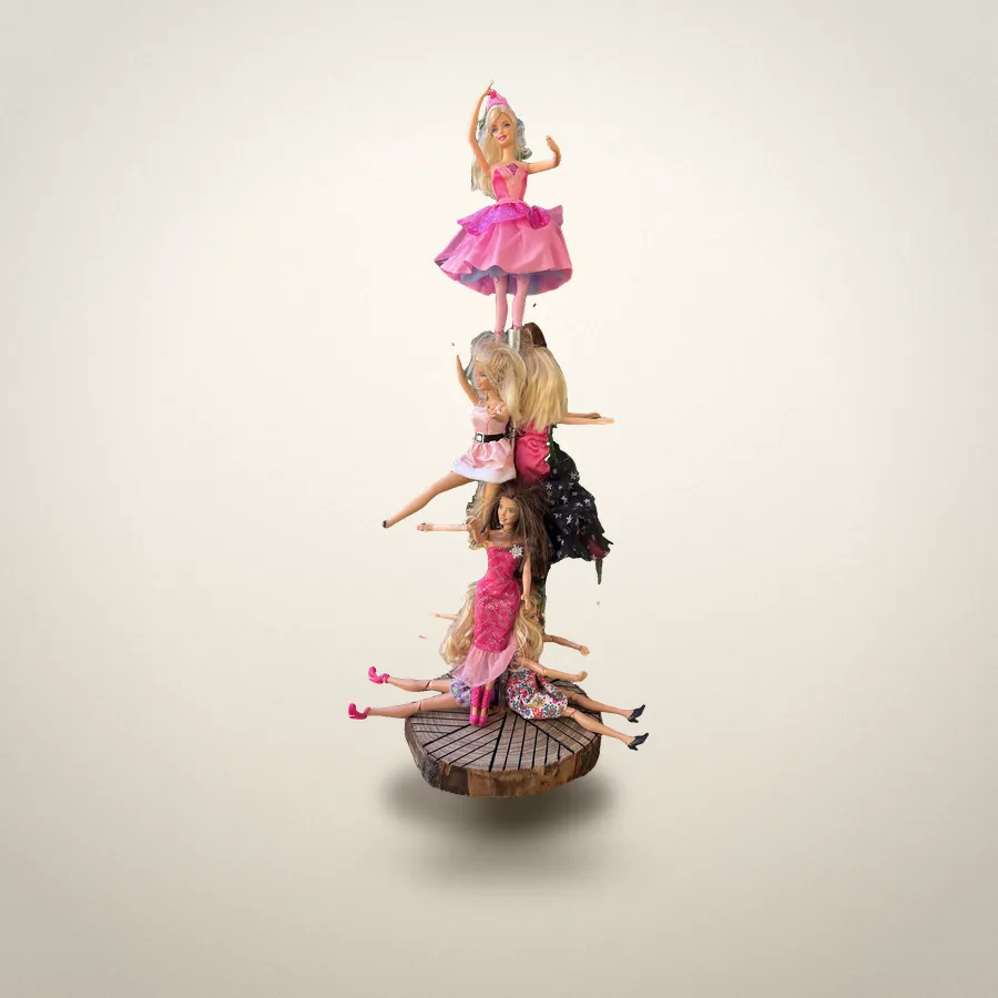Pole dance, Poupées, métal